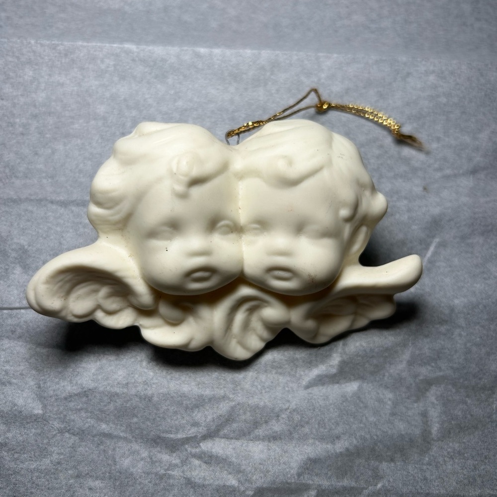 Cream Angelic Cherub Wall Accent/ Ornament